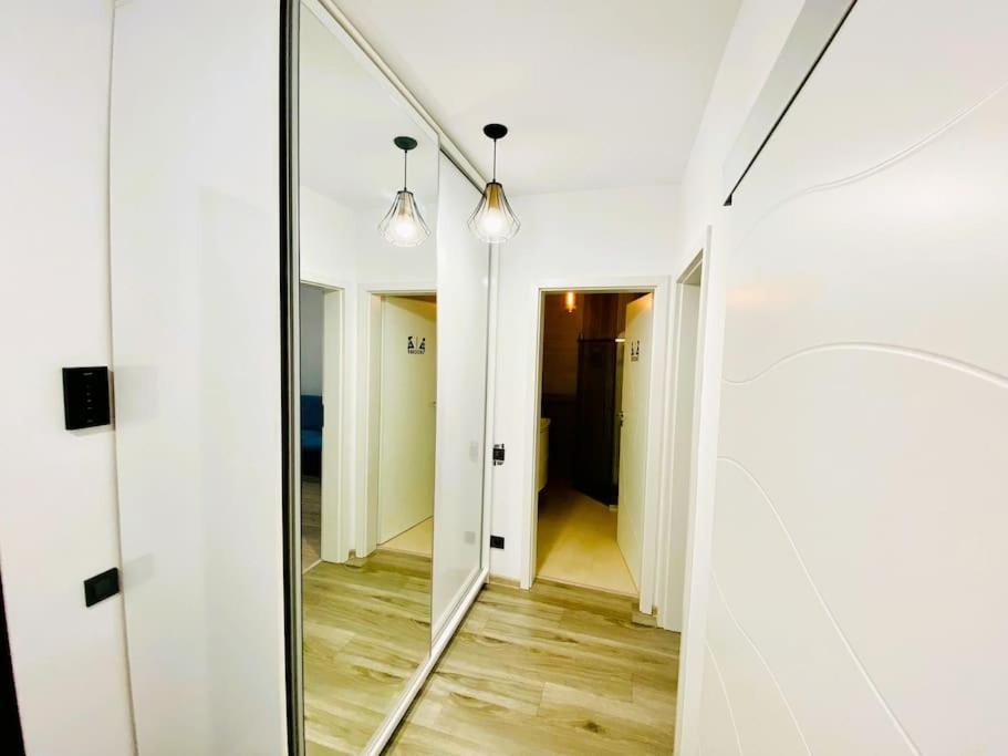 Blue Plaza Studio Apartment Bucureşti Exterior foto